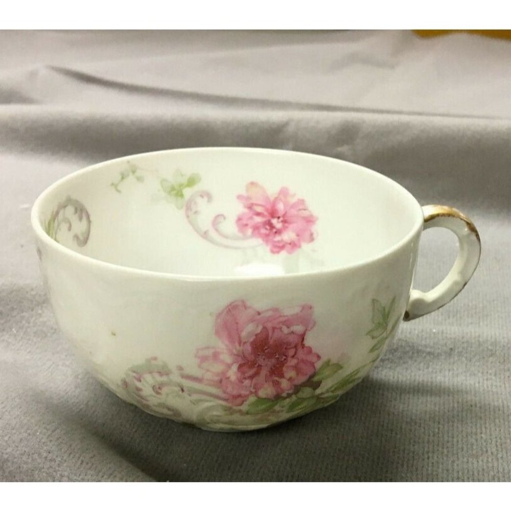 Theodore Haviland Limoges France Tea Cup White w Pink Flowers, Gold accents 1903